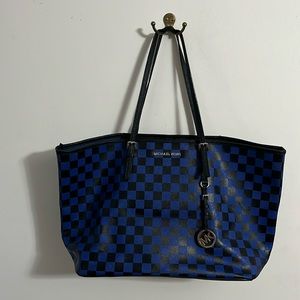 MIchael Kors blue checkered large tote preloved some bottom & inside markings